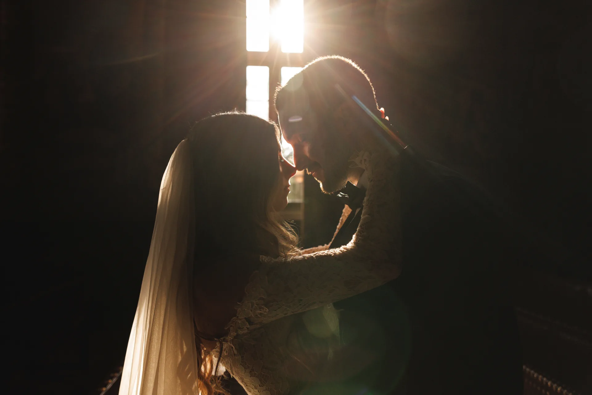 Couple at Santa Barbara Courthouse — Zatonsky Moments