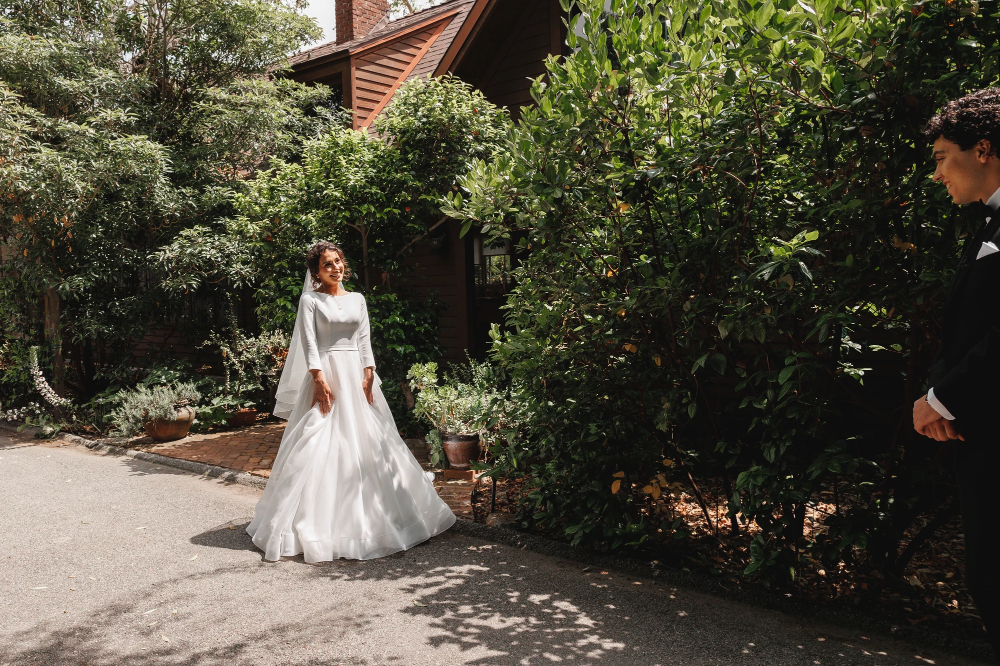 Maria and Alexander wedding at the Los Angeles County Arboretum — No rush, just a cozy family home, photograph 3