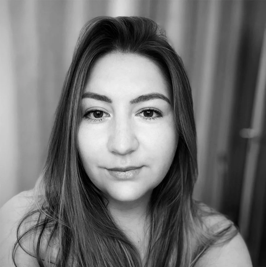 Yana — Zatonsky Moments